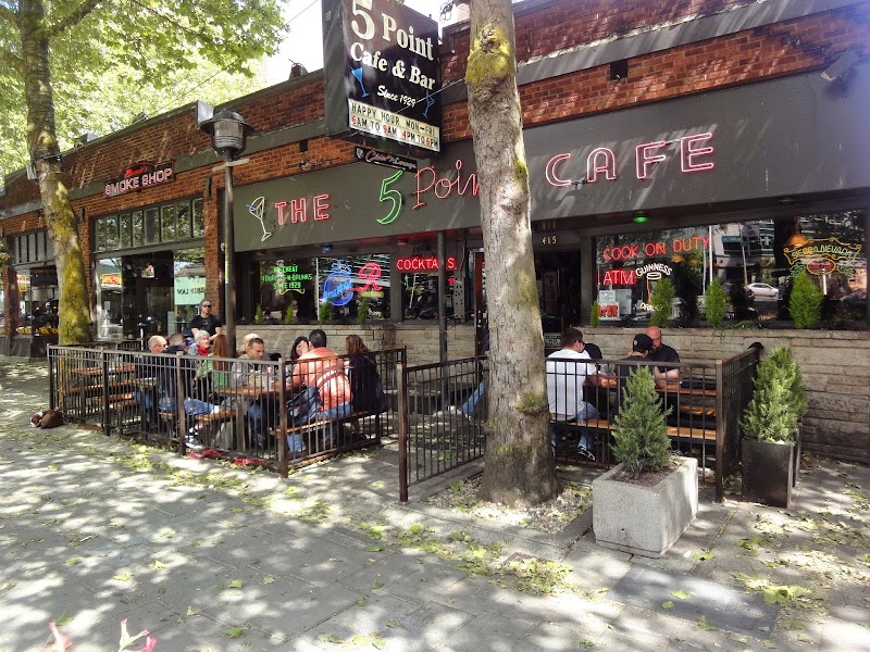 5 Point Café